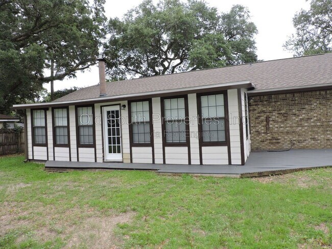 Building Photo - 3206 Raines St