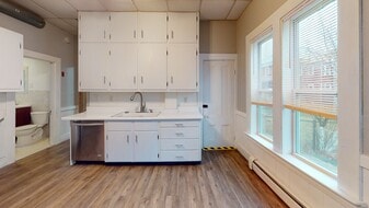 Building Photo - 36 Dodge St