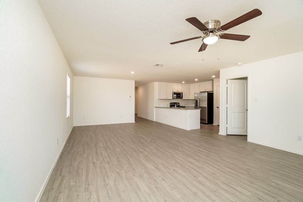 Building Photo - 1221 White Willow
