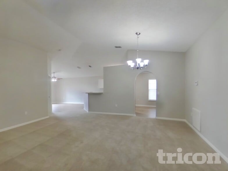 Building Photo - 4468 Woodley Creek Rd