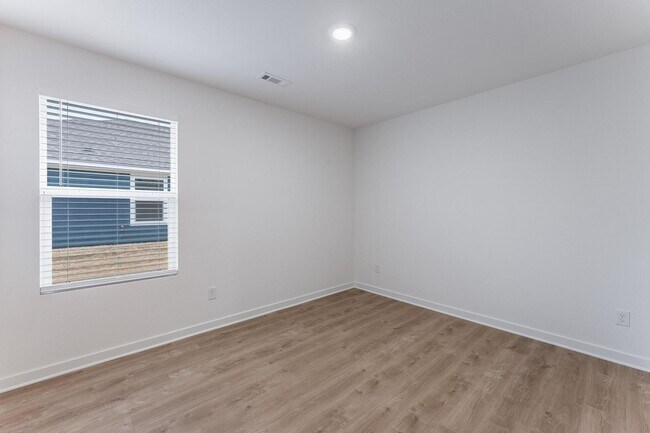 Building Photo - Beautiful New Construction Home – Ready for Immediate Move-In!