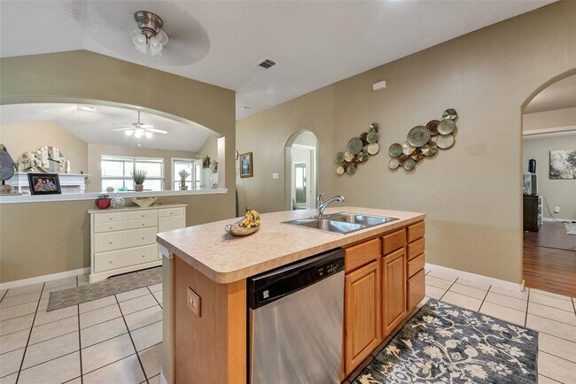 Building Photo - 2633 Brown Pelican Ln