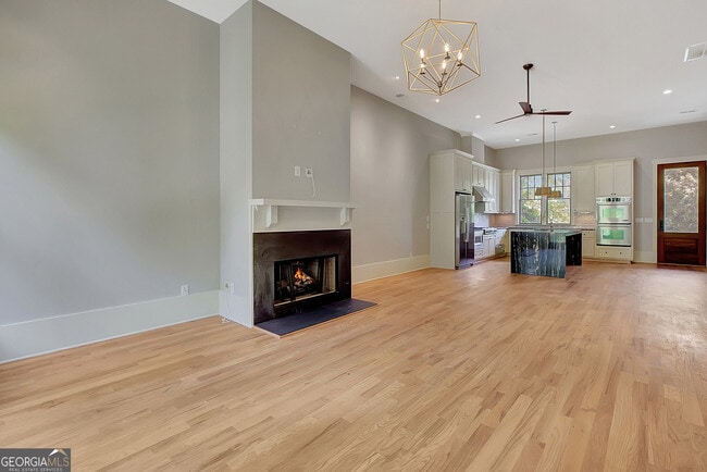 Building Photo - 10659 Serenbe Ln