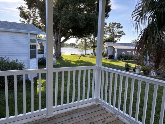 Building Photo - 250 Bimini Cay Cir