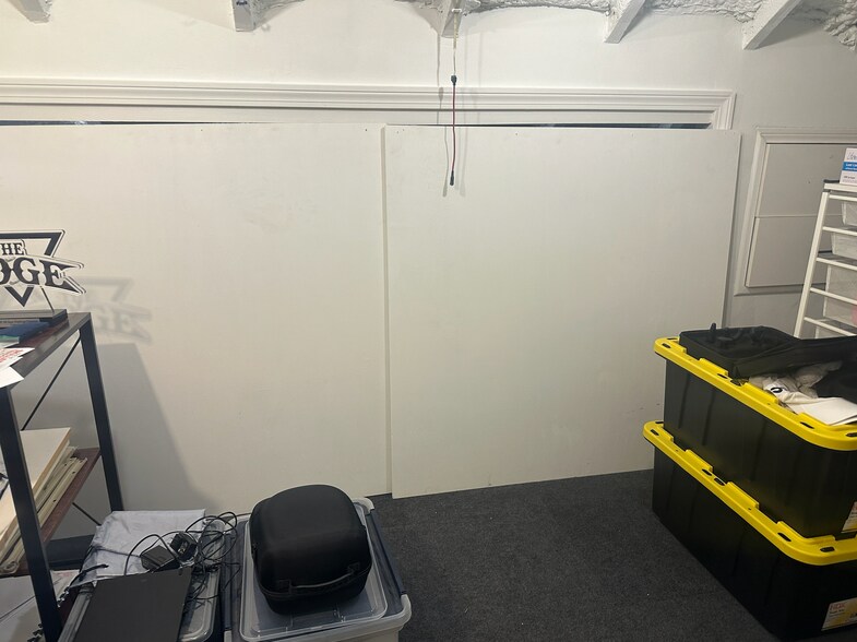 Building Photo - 15 Bothwell Rd