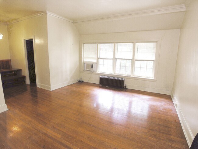 Living Room - Wellesley Place