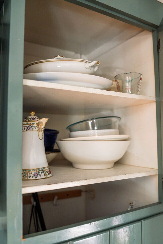 Building Photo - 1357 Canal Rd