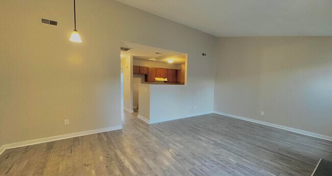 Building Photo - 117 Marlene Dr