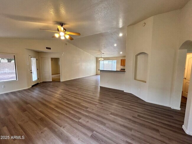 Building Photo - 10857 E Wier Ave