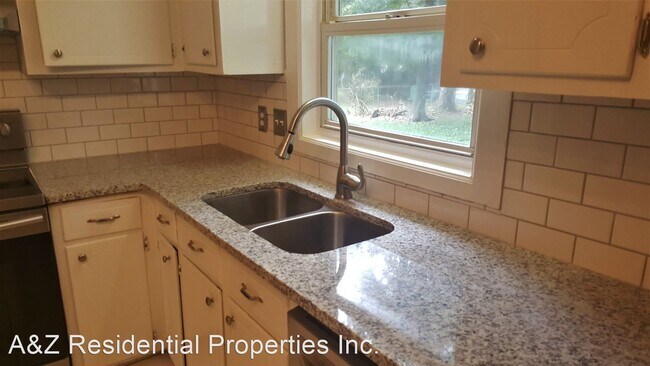 Building Photo - 4 br, 3 bath House - 3930 Tamerlane Drive