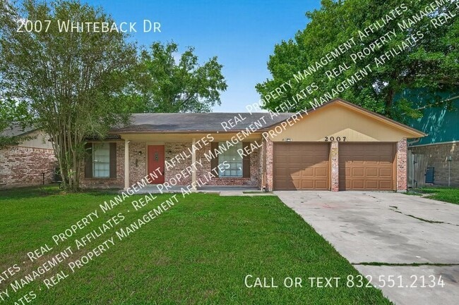 Primary Photo - 2007 Whiteback Dr