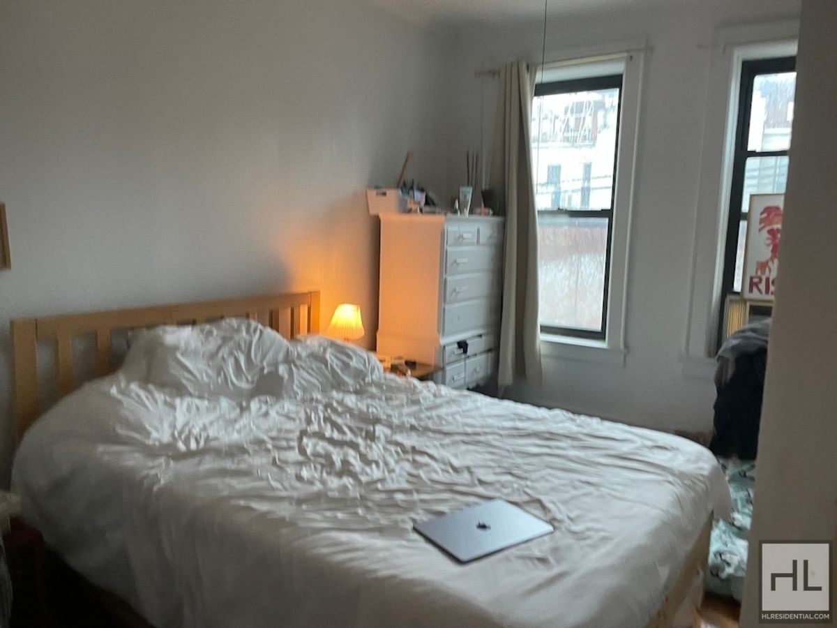 Building Photo - SULLIVAN PLACE / Renovated Full-Floor 1-Be...