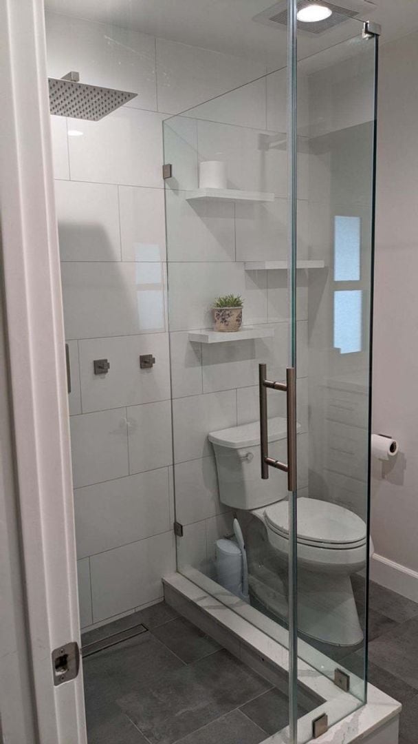 Building Photo - 4 Bedroom 2 Bath House for Rent Within Wal...