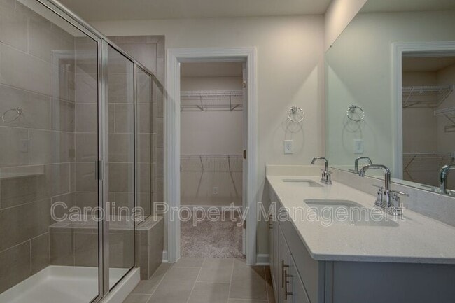 Building Photo - 105 Johns Cardinal Dr