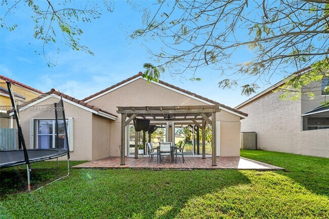 Building Photo - 1356 NW 192nd Ave