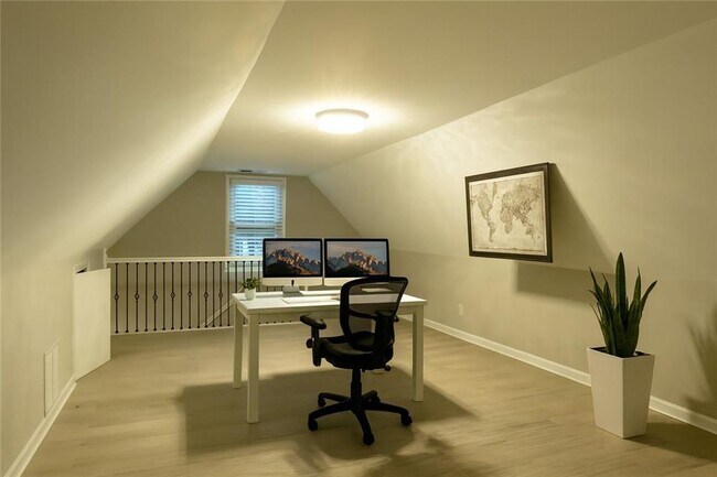 Building Photo - 3250 Indian Hills Dr