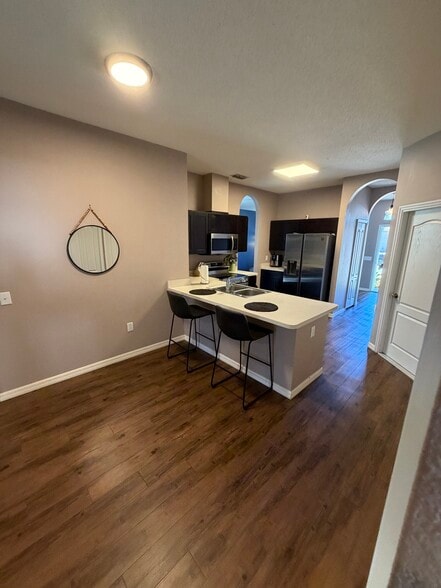 Building Photo - 4815 Pennecott Way