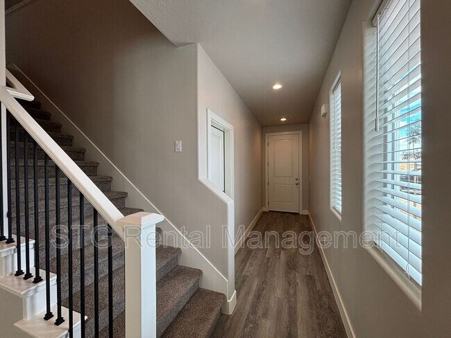 Building Photo - 879 S 4380 W