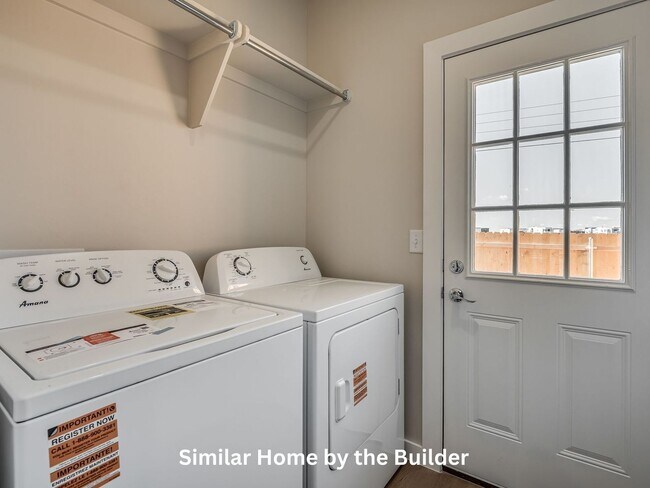 Building Photo - Modern 2-Bed, 2-Bath Rental Home in Chickasha, OK