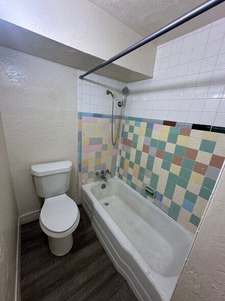 Building Photo - 4537 Saunders Dr