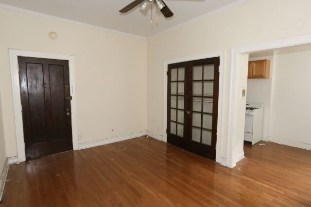 Building Photo - 4646 N Paulina St