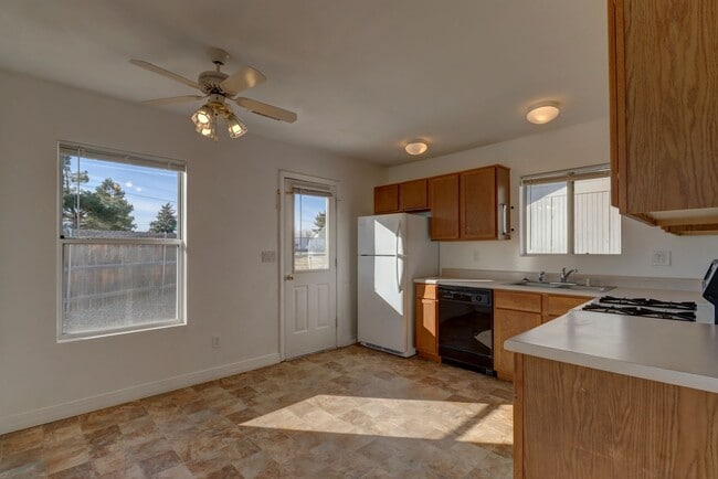 Building Photo - Home for Rent in Prescott Valley.