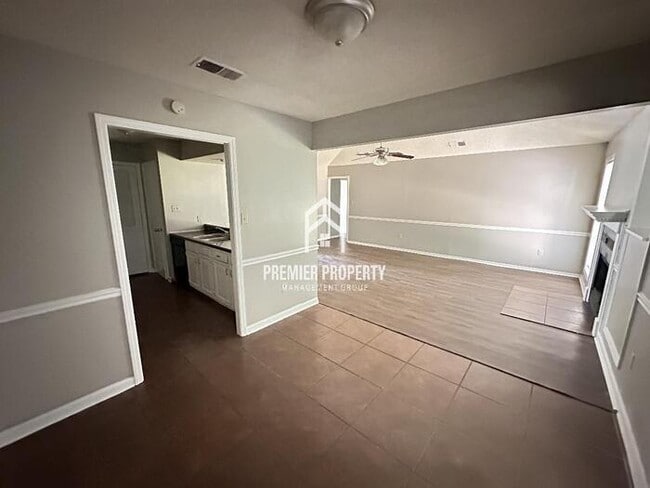 Building Photo - 4255 Moonfall Way