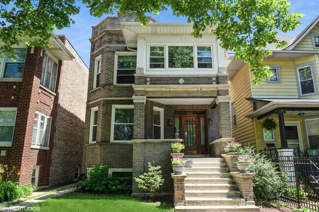 Primary Photo - 4523 N Campbell Ave