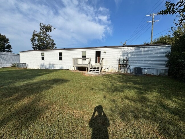 Building Photo - 3/2 In Shelby, NC