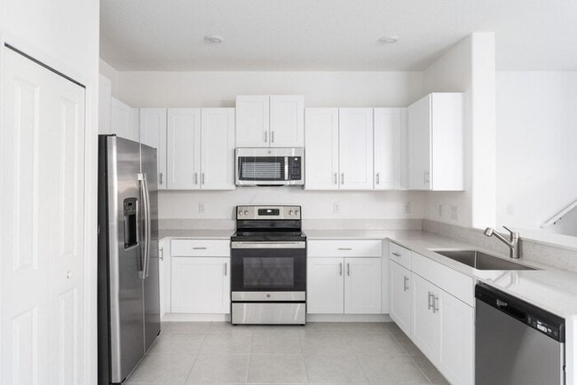 Building Photo - 37722 Leafside Ln