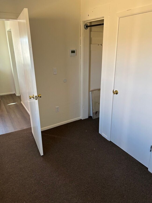 Building Photo - Winslow Home For Rent