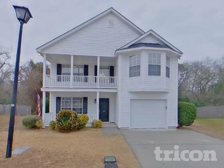 Building Photo - 131 Mews Ct