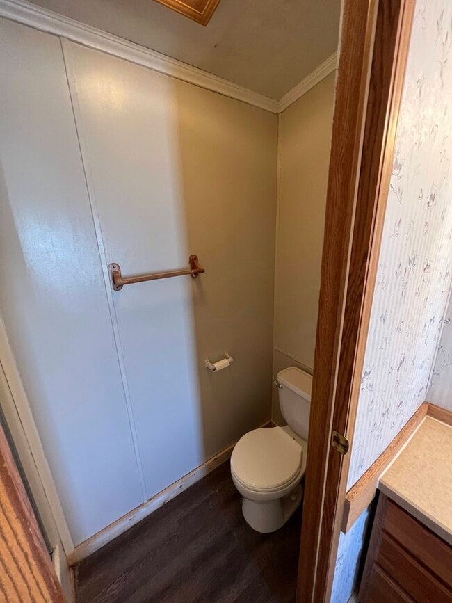 Building Photo - 2 Bedroom 2 Bath Updated Mobile Home in Cliffview Mobile Home Park. Very well kept-up area.