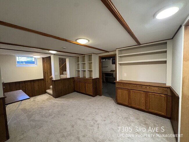 Building Photo - 7305 3rd Ave S