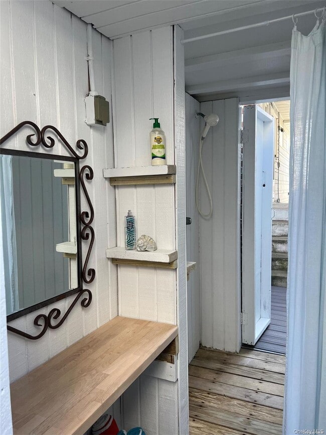 Building Photo - 26 Illinois Ave