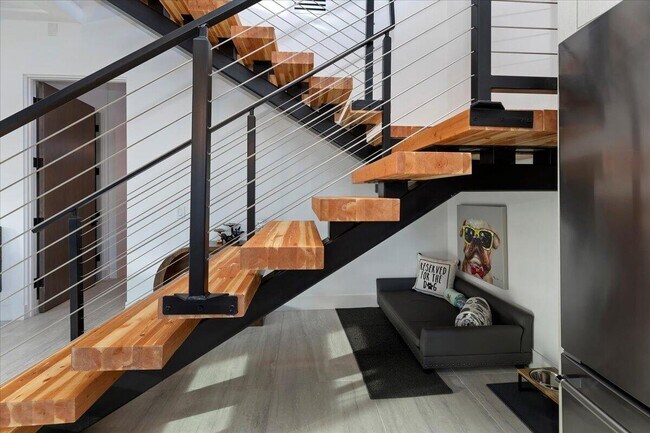 Building Photo - 51116 Avenida Mendoza