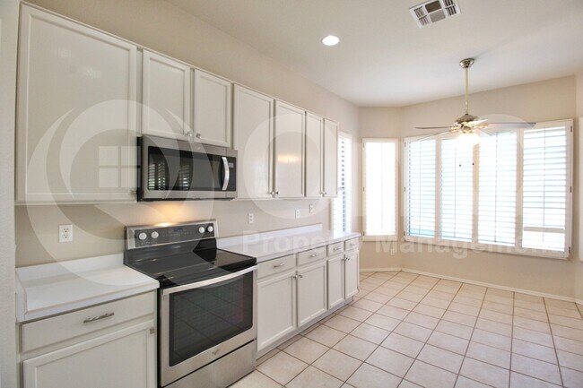 Building Photo - 1445 S Park Grove Cir