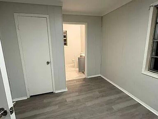 Building Photo - Renovated 3BR Home with Modern Floors & Fresh Interiors