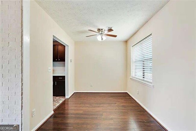 Building Photo - 76 Sandalwood Cir