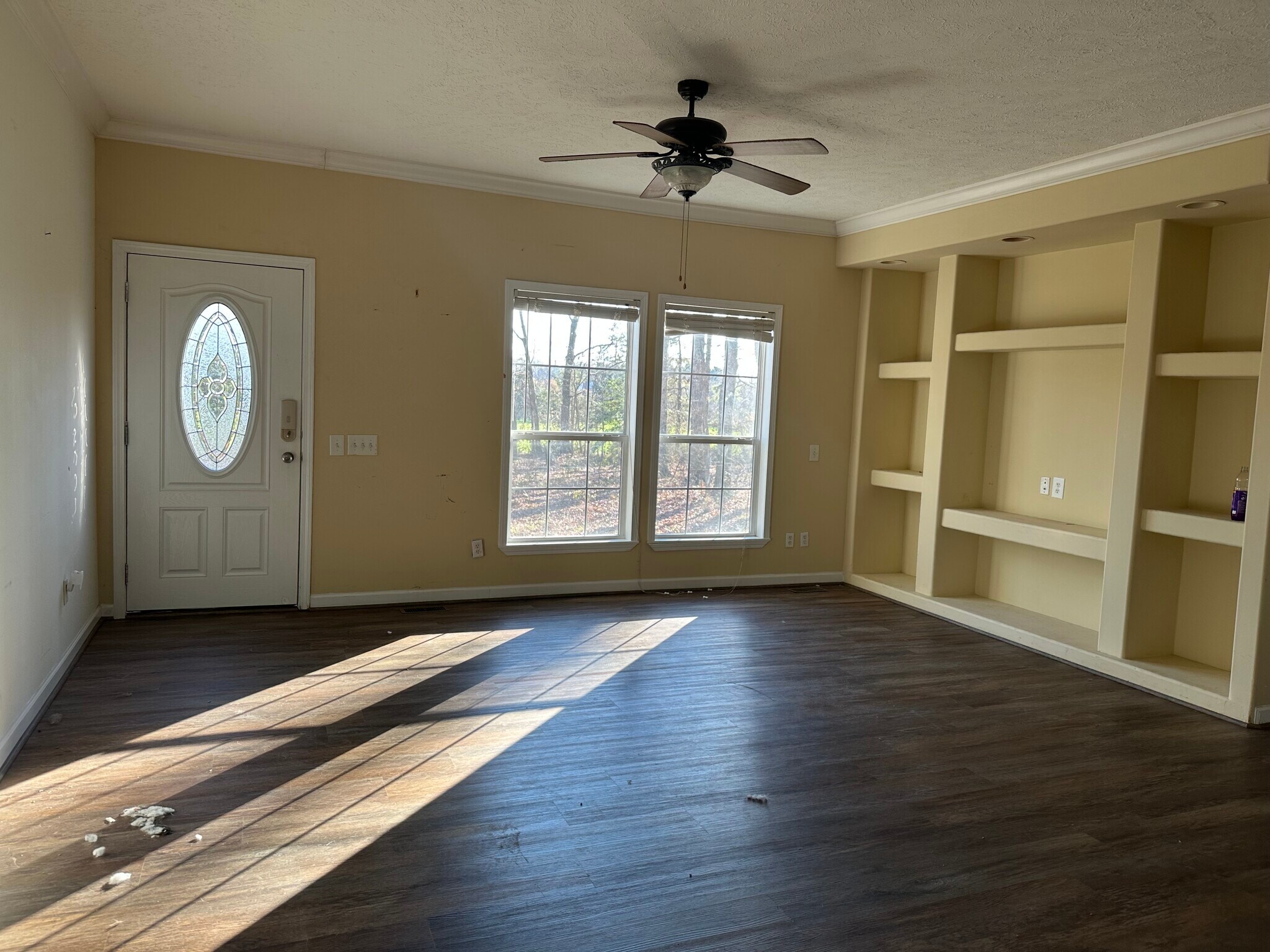 Building Photo - 2290 Ashland Rd