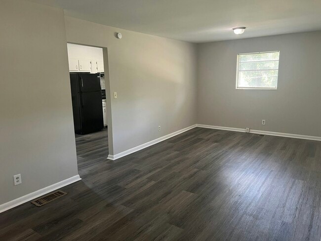 Building Photo - 1472 Tulip Pl