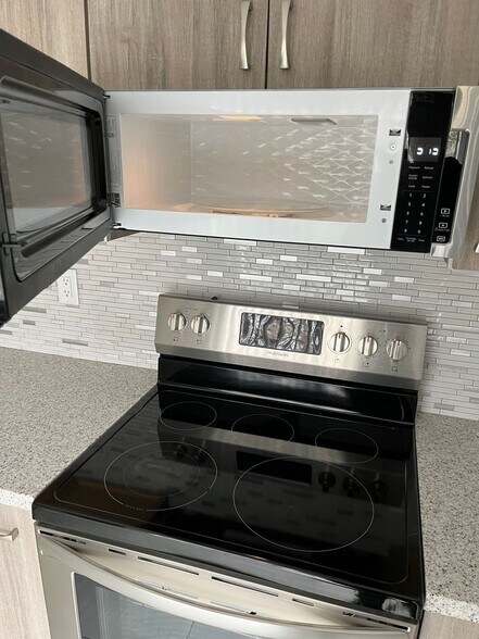 Building Photo - 1602 Garfield Ave