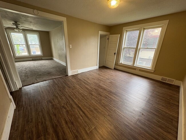 Building Photo - 308/310 3rd St SE