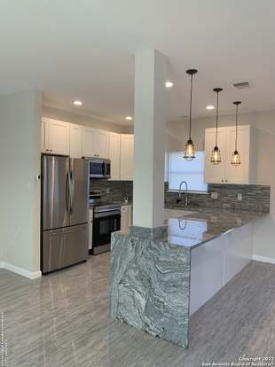 Building Photo - 310 Gabriel-