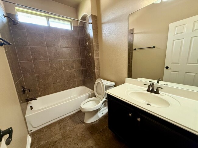 Building Photo - 8018 Grissom Crest