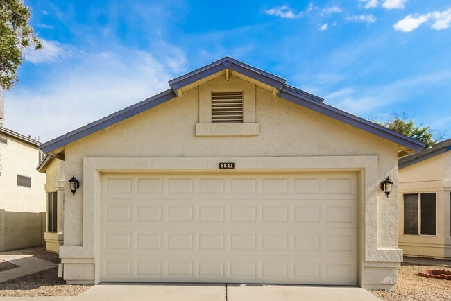 Building Photo - 8841 W Villa Rita Dr