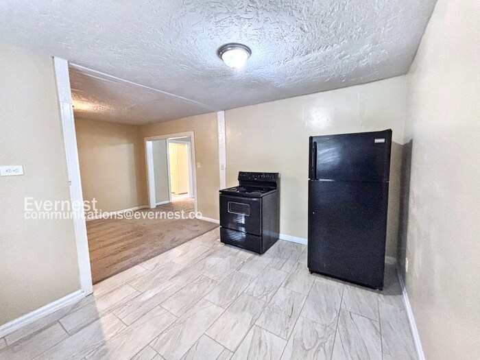 Building Photo - 815 Roosevelt