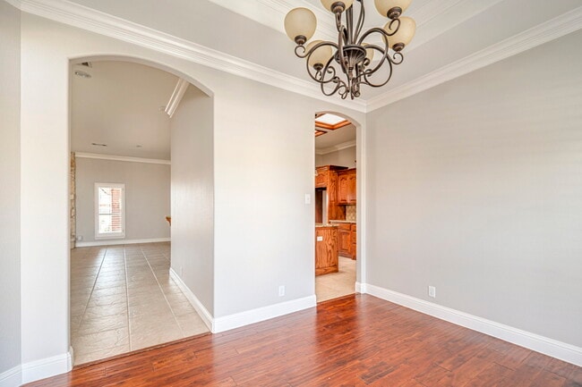 Building Photo - 2903 Savoy Pl