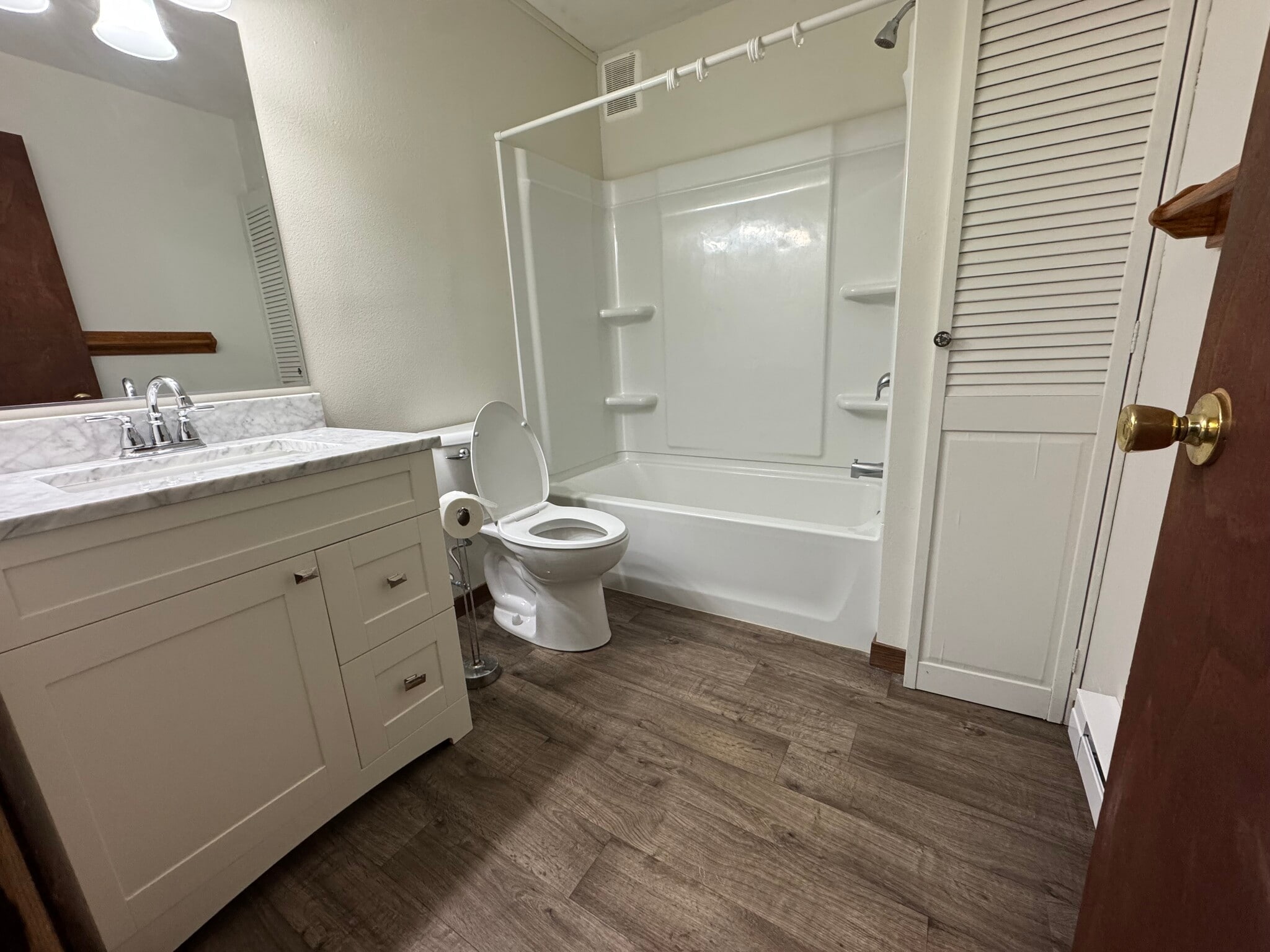 Building Photo - 3017 Pine Lodge Rd