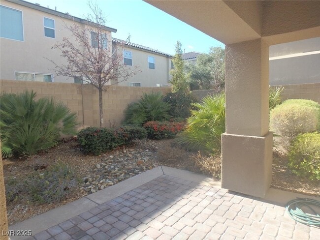 Building Photo - 6127 W Levi Ave